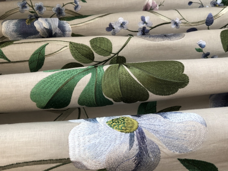 tissu lin brodé Manuel Canovas