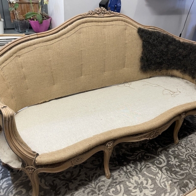 canapé corbeille Louis XV réfection en traditionnelle crin ressorts...