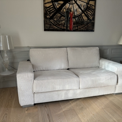 fauteuil contemporain velours côtelé gris clair 