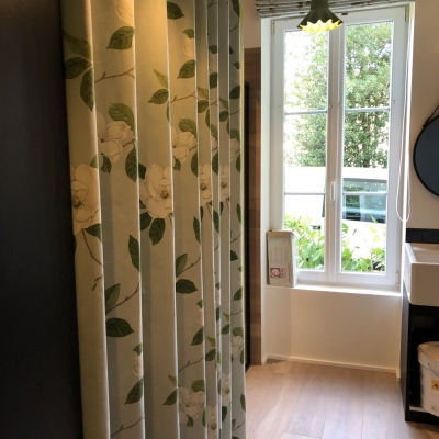 Rideau doublé tête œillet tissu Sanderson tringle Houles