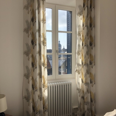 Rideau lin doublé tête œillet tissu Jane Churchill brodé  tringle Houles