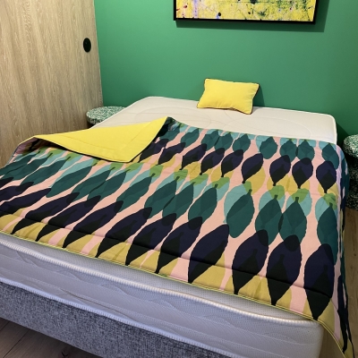 dessus de lit réversible tissu Thevenon + velours Jab