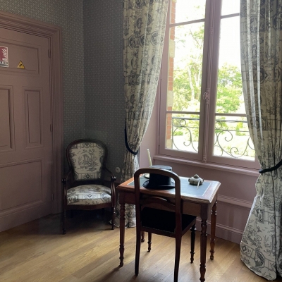 Paire de rideaux doublés tissu Casal finition plis tapissier Villa Perrusson